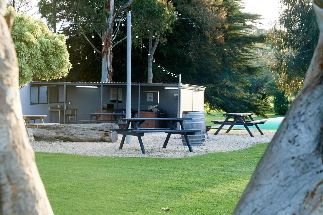 Pine Country Caravan Park Mount Gambier Exteriér fotografie